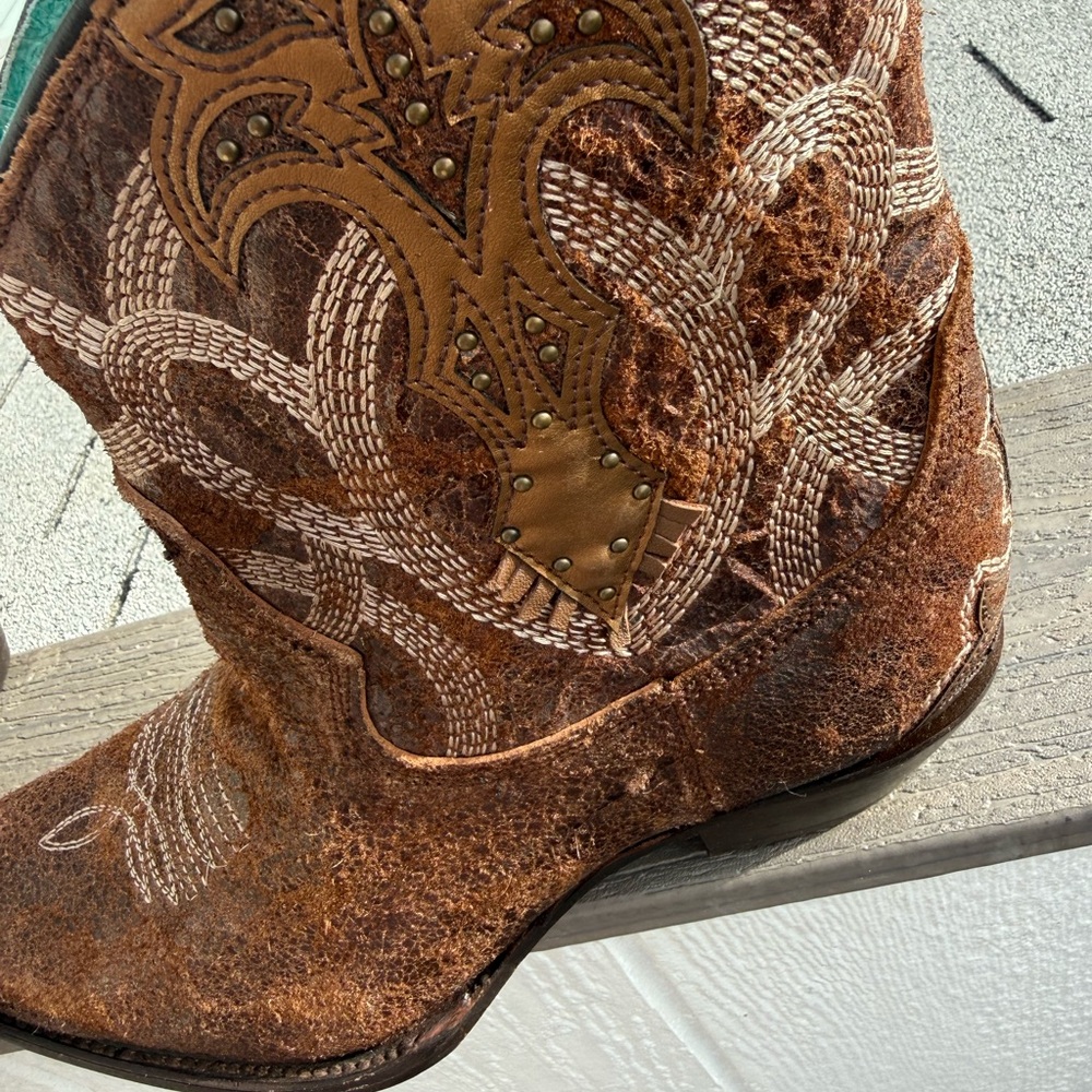 Corral Ladies Cognac Embroidery Studs Ankle Boots C3865 - Picture 8 of 8